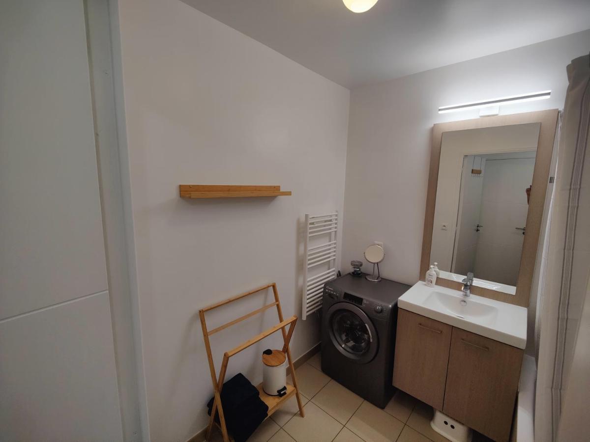 Quietstay 20' Paris, Connected Home Avec Terrasse マシー エクステリア 写真