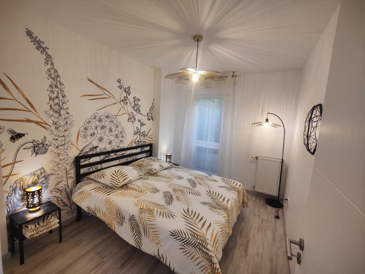 Quietstay 20' Paris, Connected Home Avec Terrasse マシー エクステリア 写真